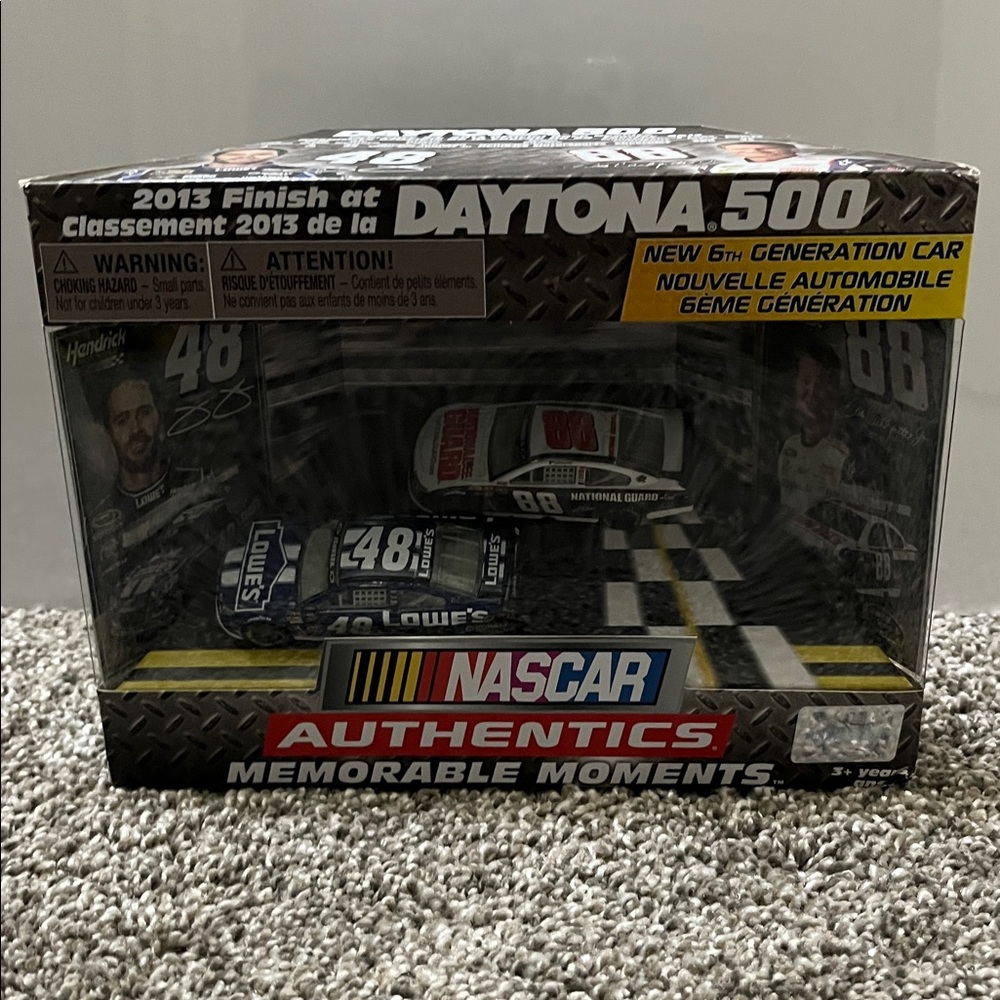 2013 Nascar Authentics Daytona 500 Finish 2 Diecast Set Jimmie Johnson Dale Jr